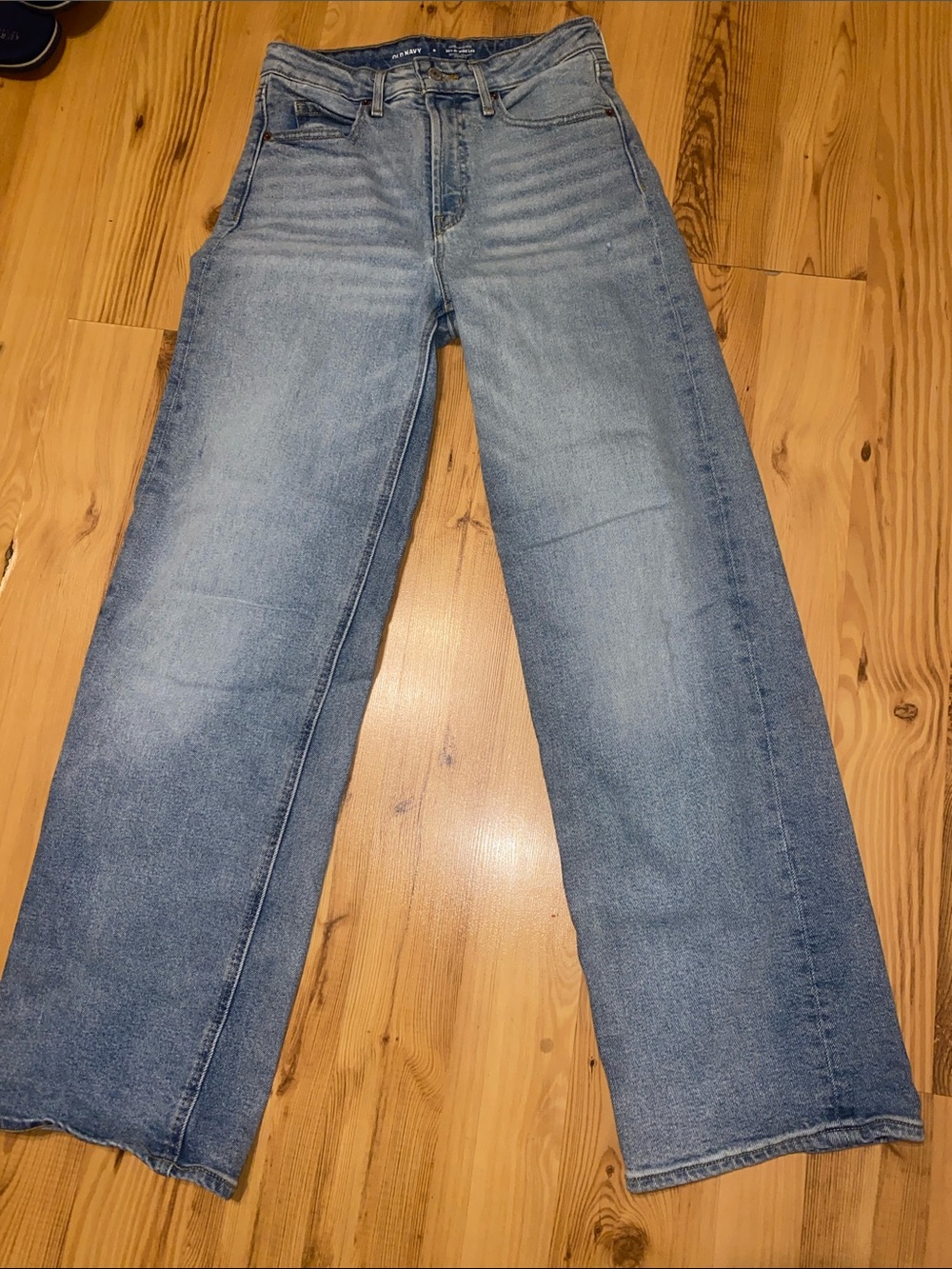 Old Navy Wide-Leg Women's Jeans in Light Blue Wash